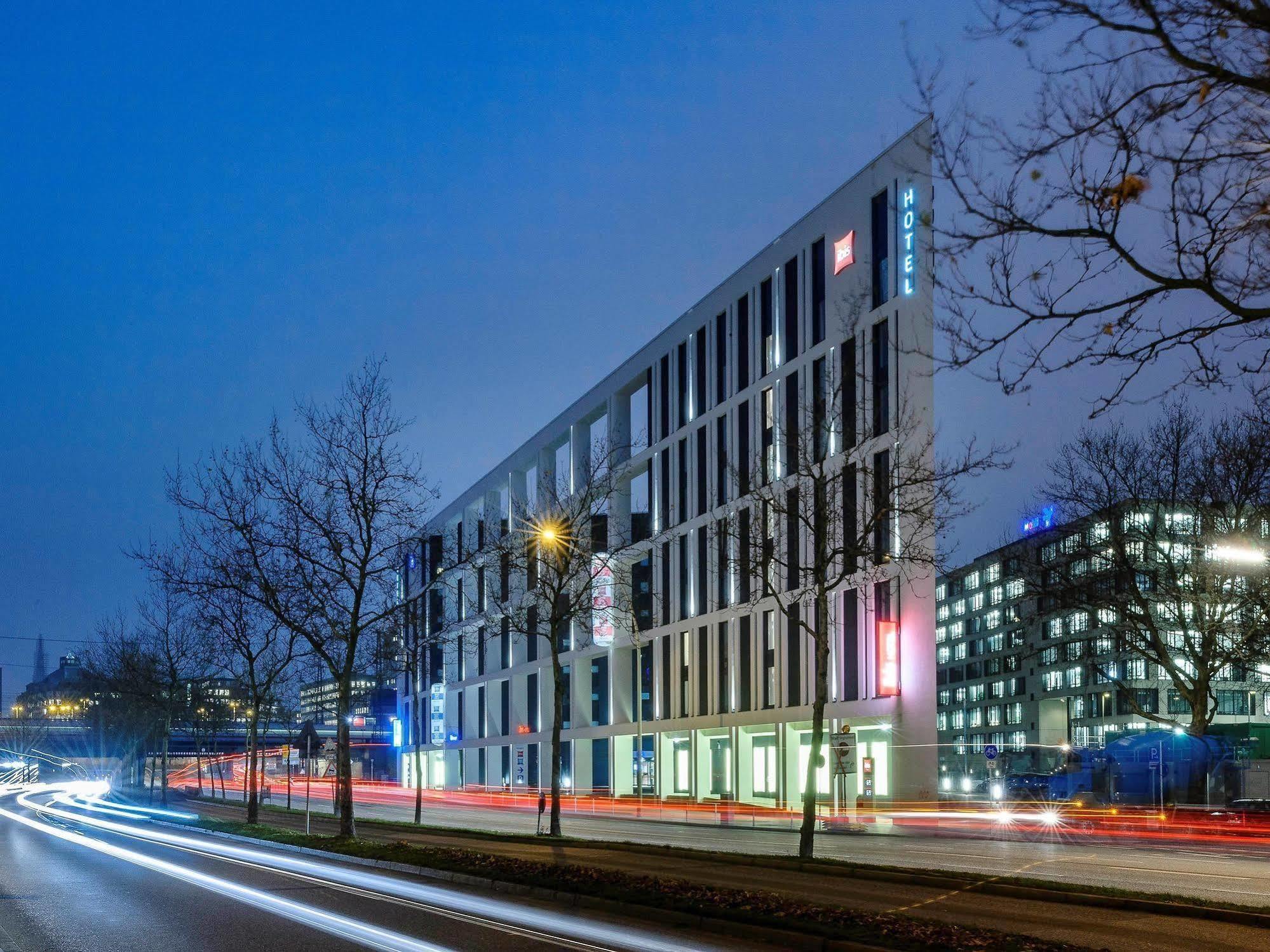 Ibis Hamburg City Hotel Exterior photo